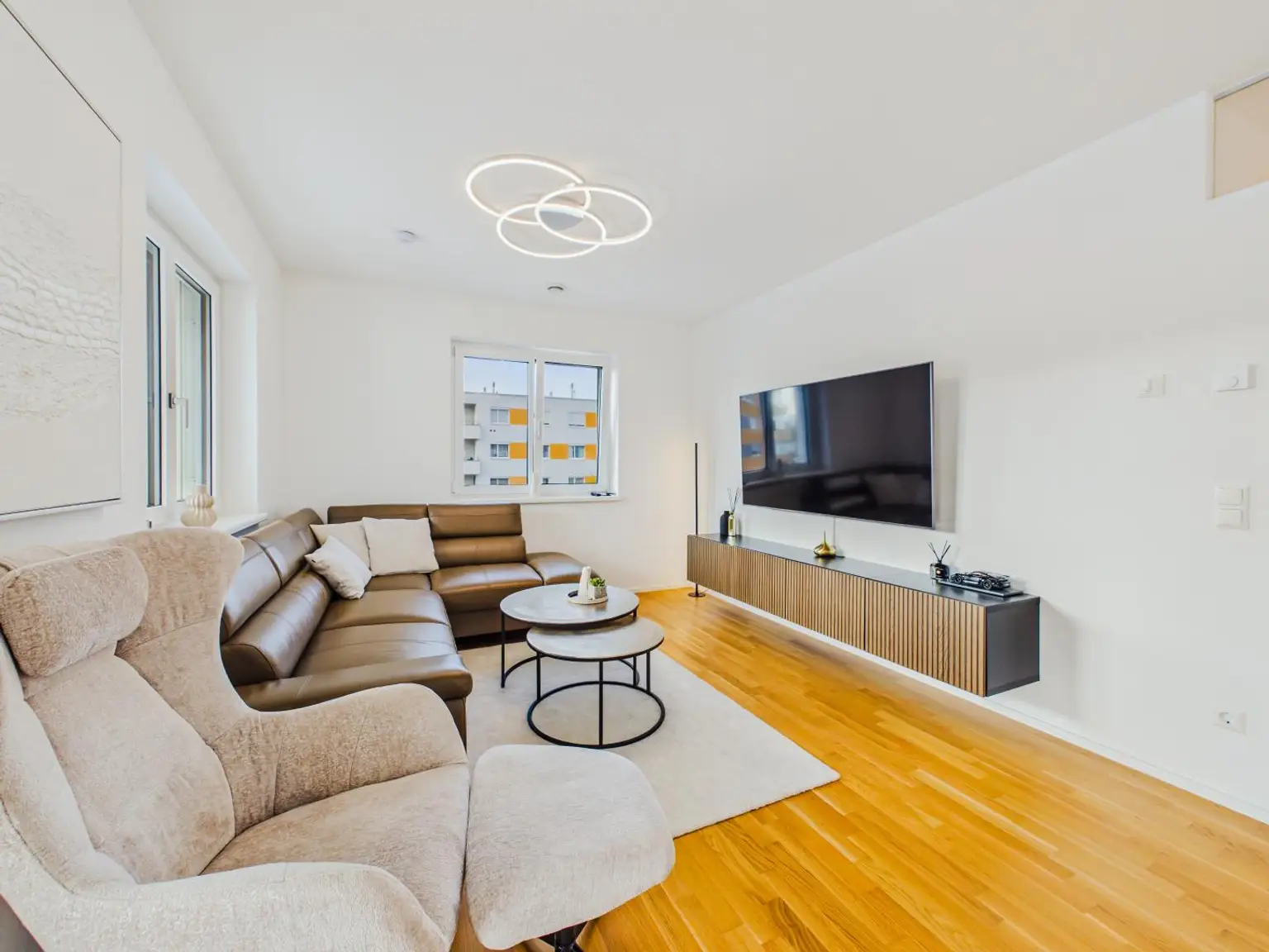 Wohn- und Essbereich 1