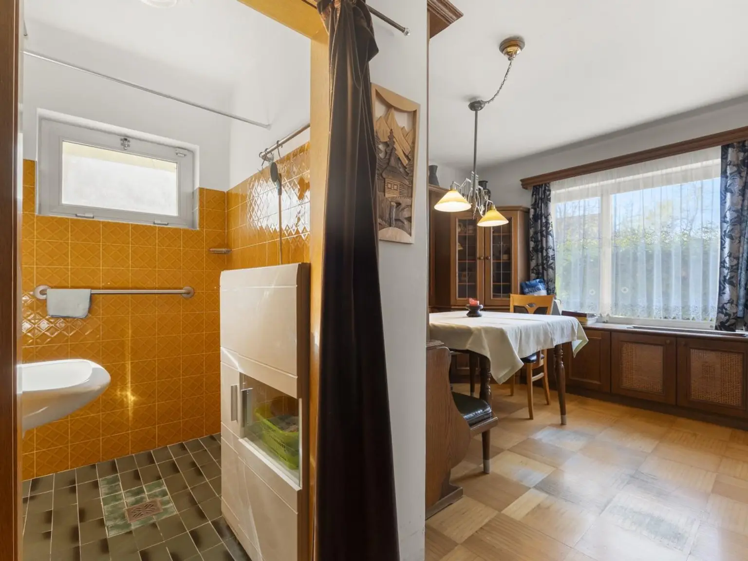 Kleines Bad im Erdgeschoss_