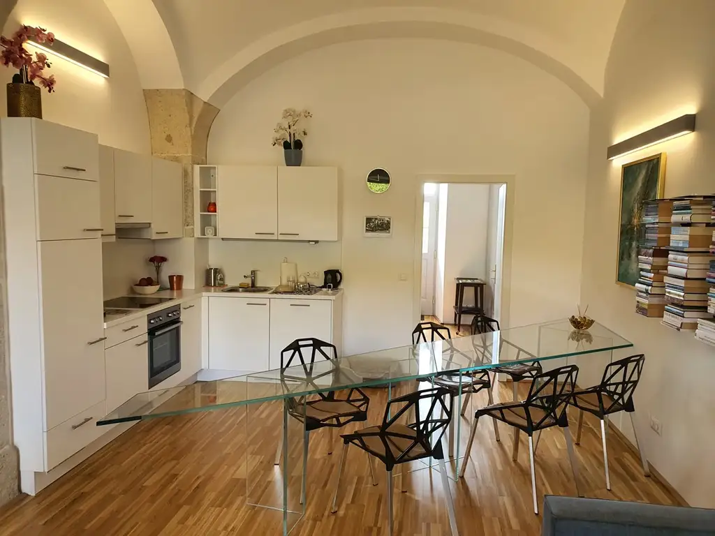 3-Zimmer Wohntraum im Schloss!