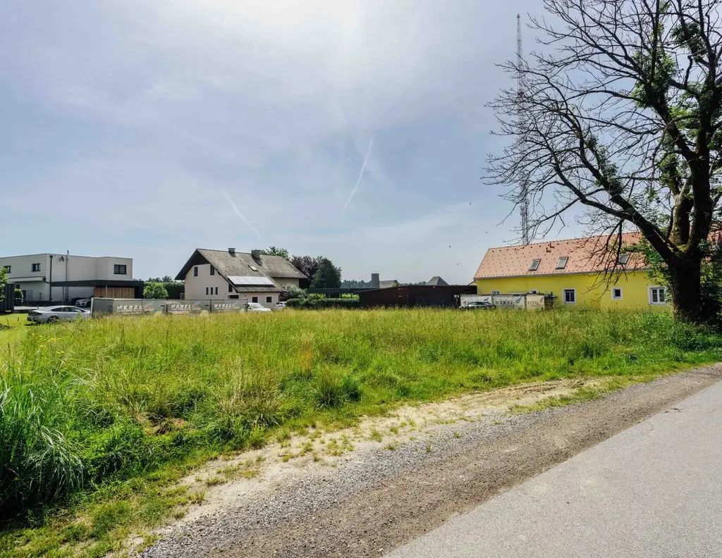 Sofort starten! Baugrundstück mit Baubewilligung für zwei moderne Wohneinheiten!