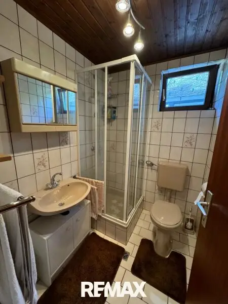 Bad/Dusche EG