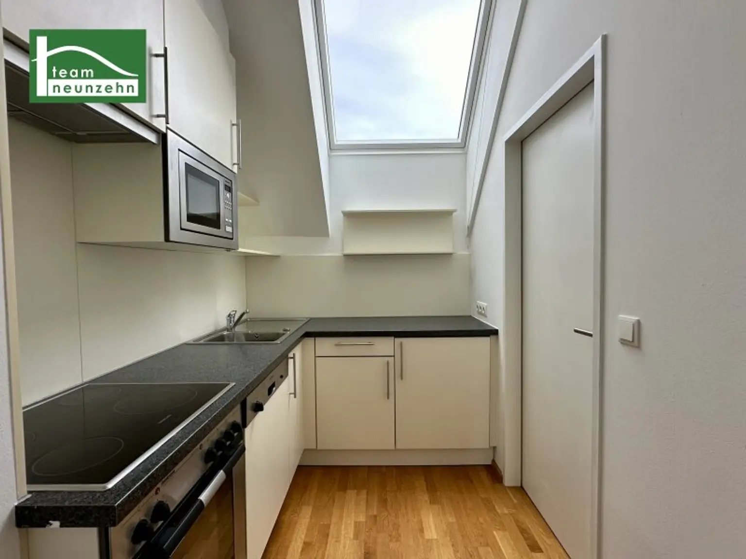 Attraktive 3-Zimmer-Dachgeschosswohnung mit Balkon in Ruhelage in 1190 Wien! - JETZT ZUSCHLAGEN
