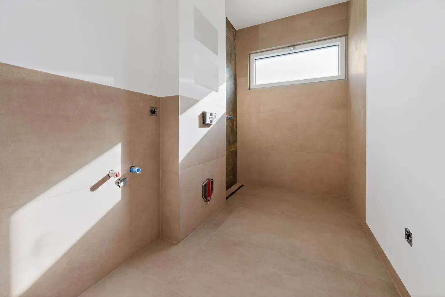 Badezimmer EG (wird fertiggestellt)
