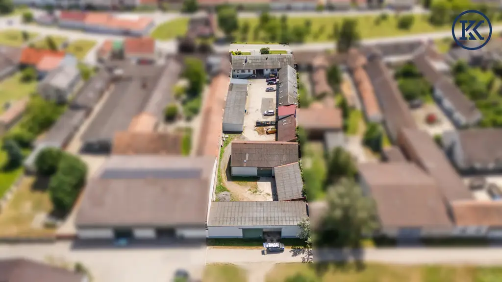 Lebendiges Unternehmen mit monatlichen Einnahmen von 10-12.000€