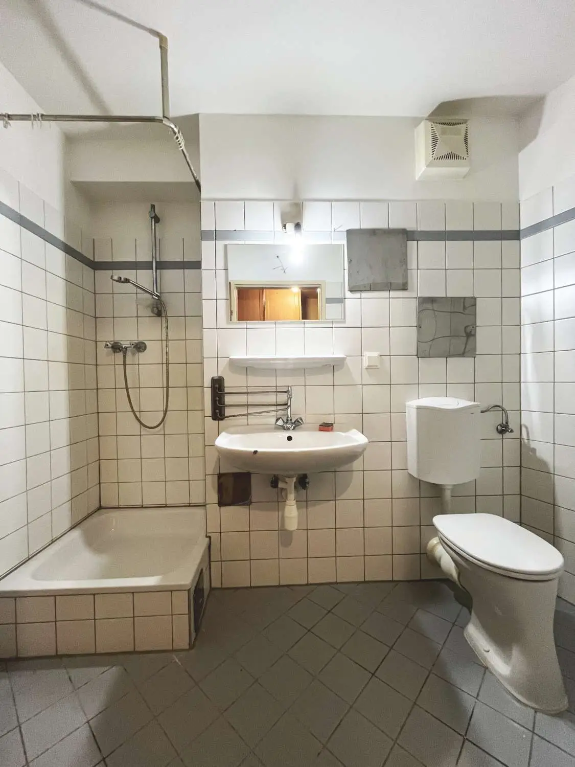 Gemütliche Einraumwohnung, direkt bei U3 Schlachthausgasse!