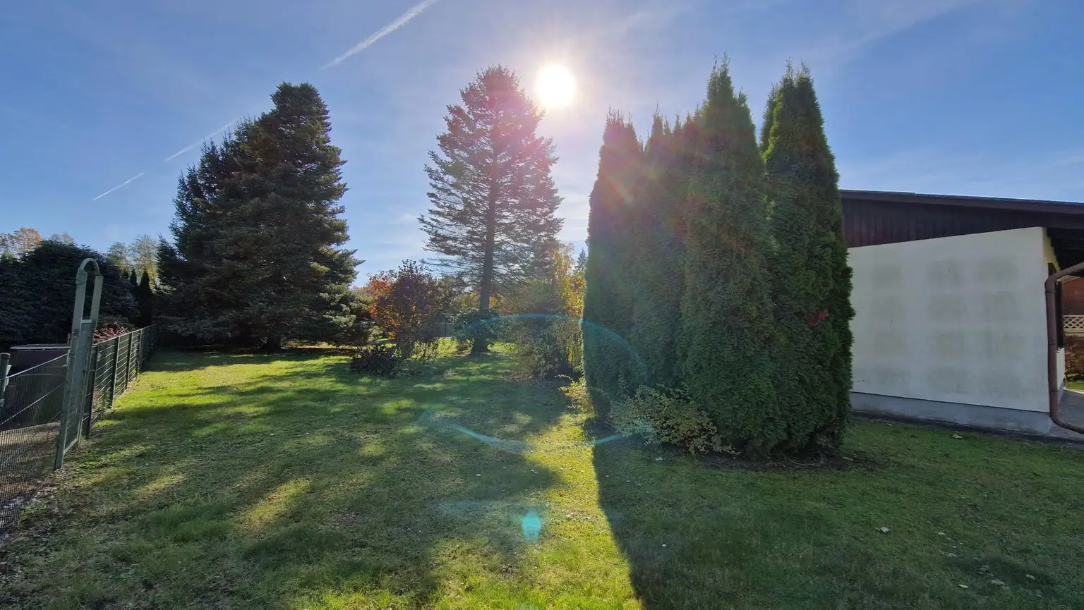 Rohdiamant - Ferienhaus mit großem Grundstück in beliebter Thermen & Golfregion
