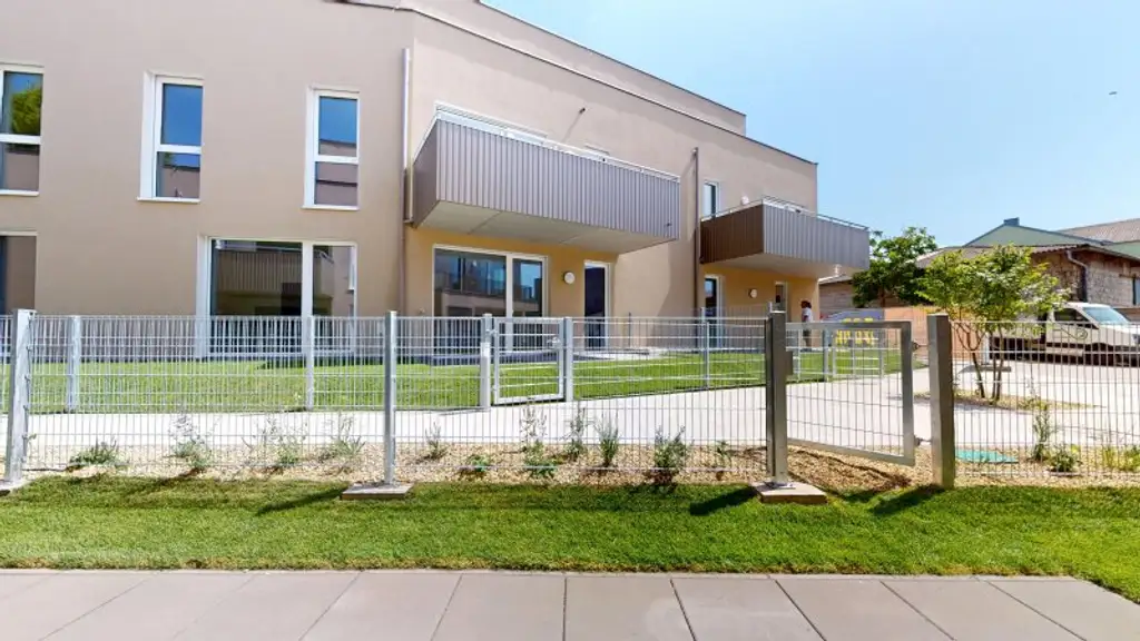 Pannonia Seeblick - Exklusives Wohnen beim Neusiedler See // Terrasse // Garten
