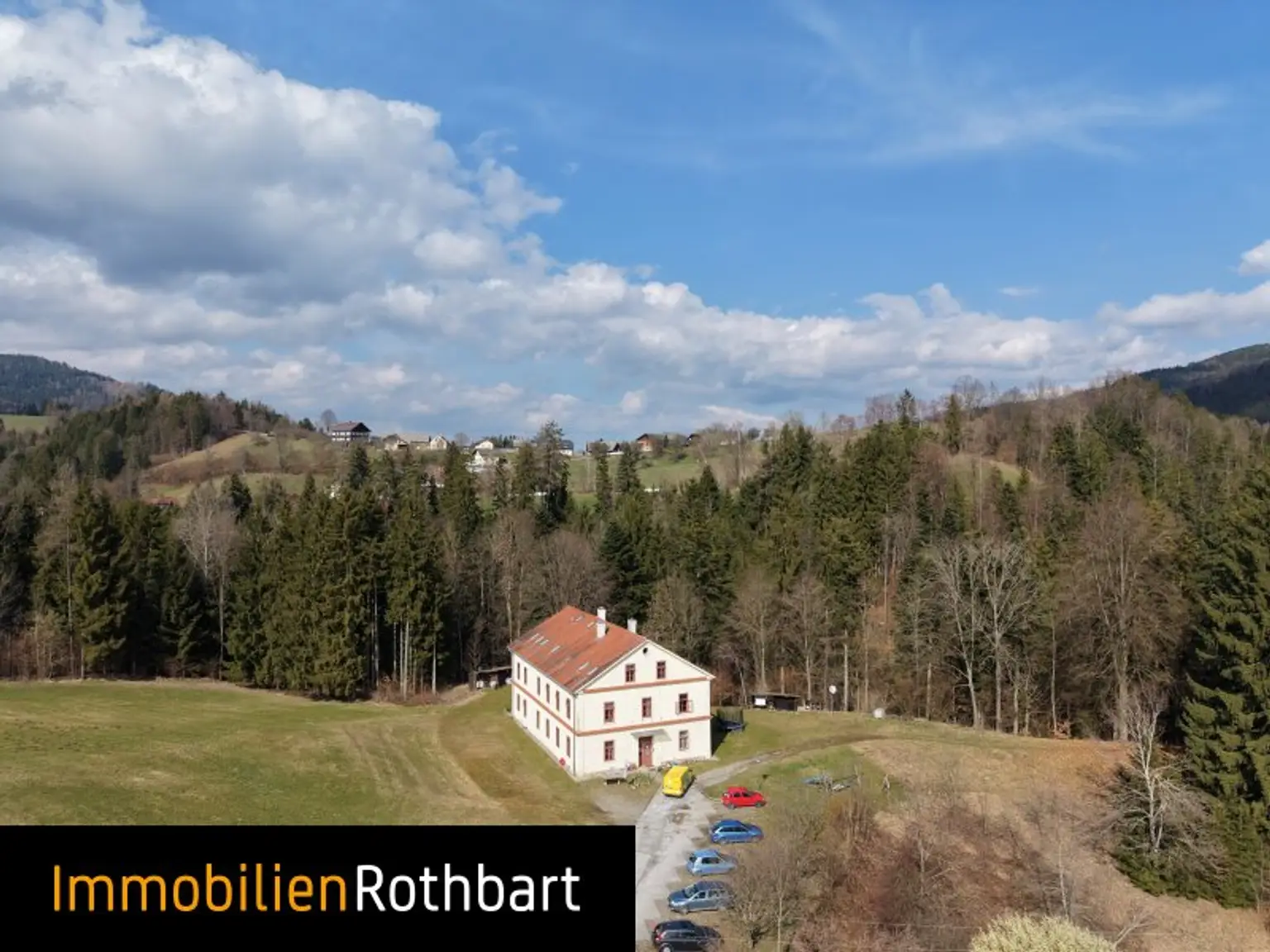 Wald mit Wiese und Zinshaus!