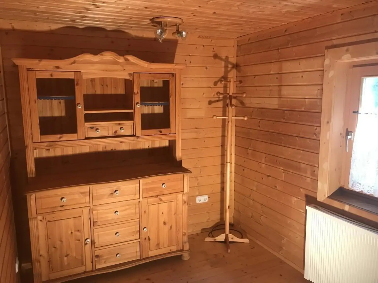 Zimmer neben Vorraum