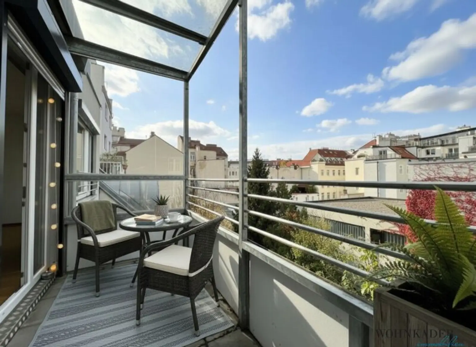 Moderne 3-Zimmer-Wohnung mit Loggia zum ruhigen Innenhof – Nähe Karmelitermarkt