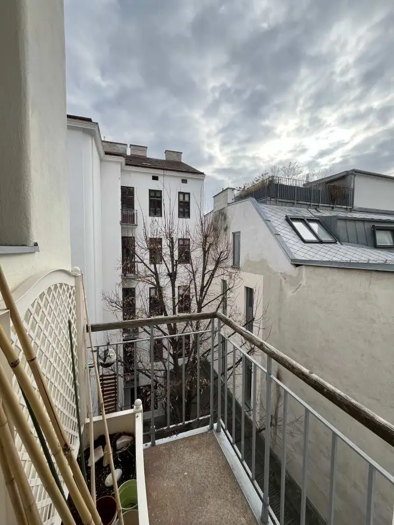 Bandgasse / Sanierungsbedürftiges Altbau(roh)juwel