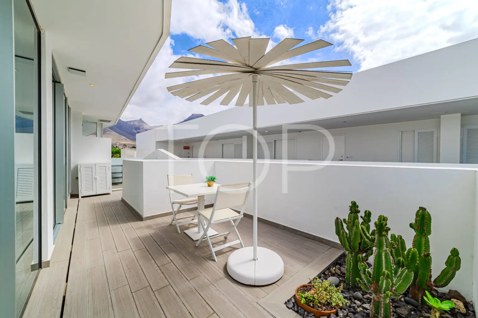 20250930 - 40 - Mi Paraiso - Baobab Suites - V1-7