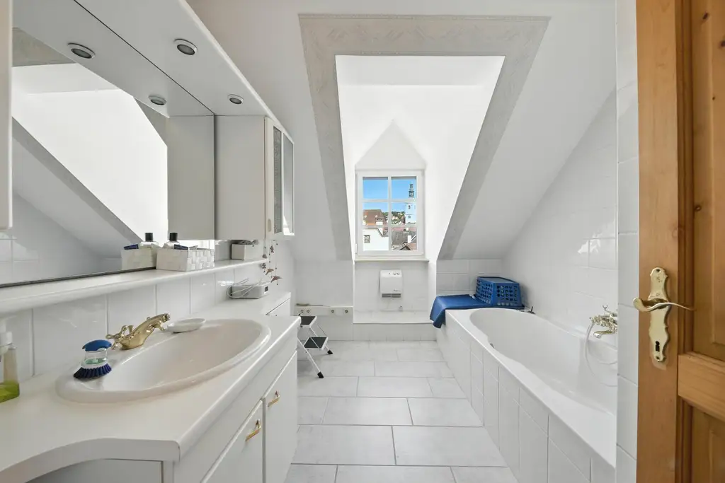 EINZIGARTIGE STILALTBAU-RESIDENZ IM HERZEN DER KREMSER ALTSTADT!