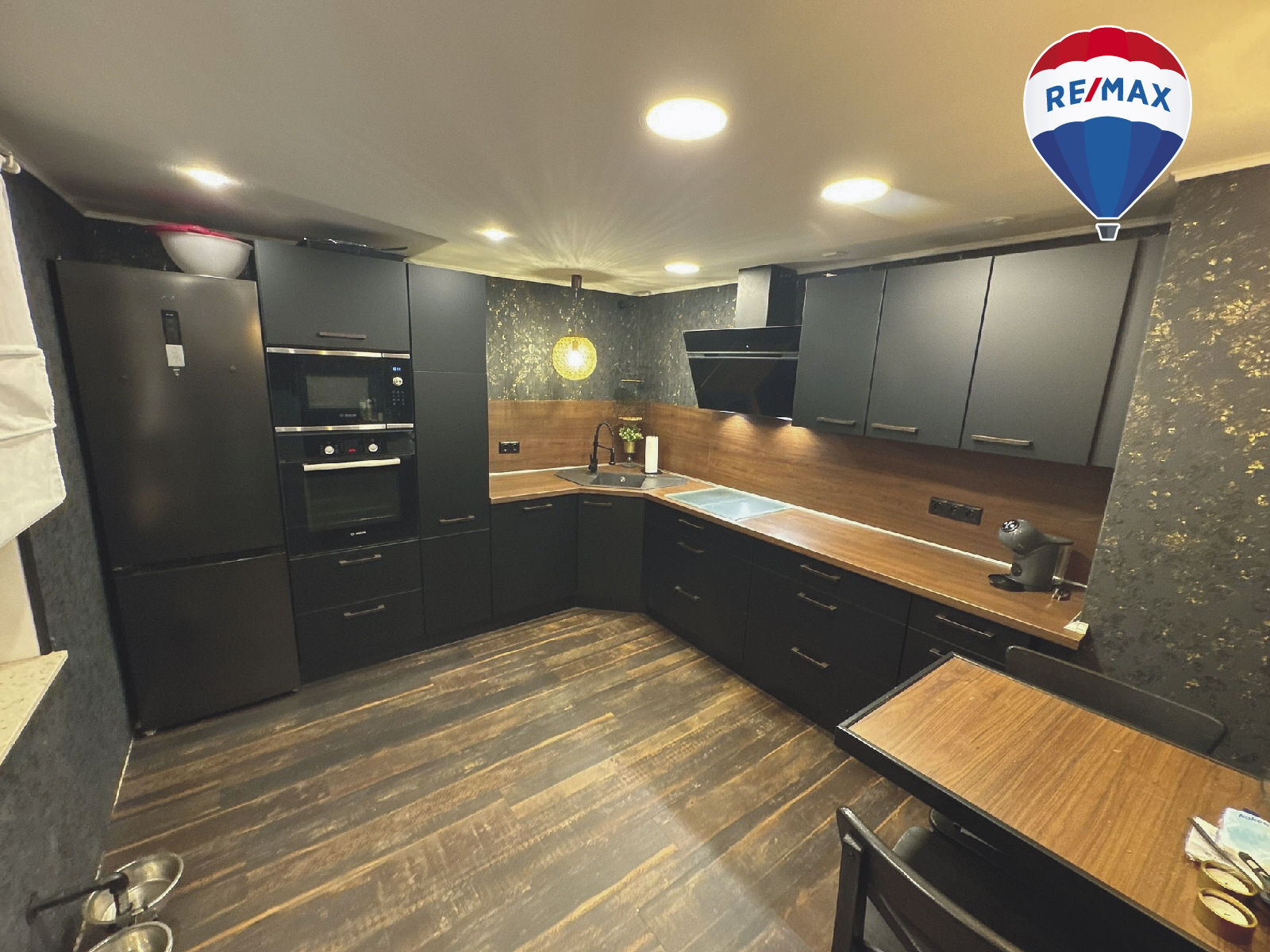 Unscheinbar von außen – überraschend schön von innen!