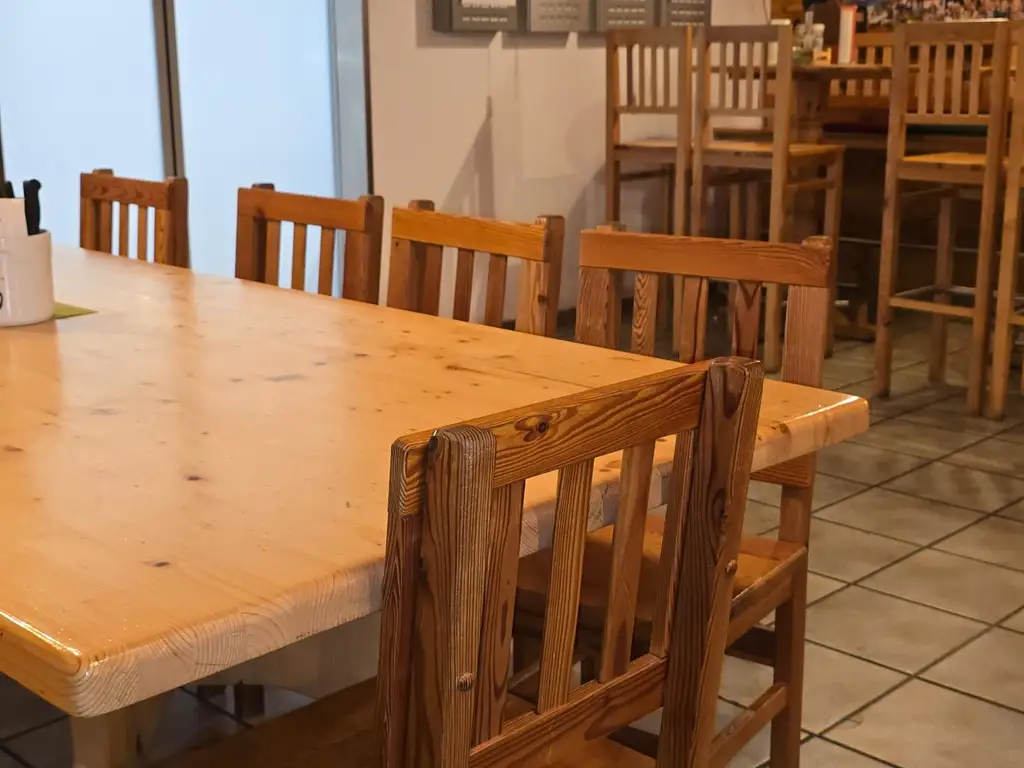 Großes Haus für Visionäre in Aussichtslage (Buschenschank, Weingärten)