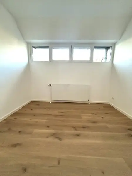 Wohnen mit Weitblick: Stilvolle 2-Ebenen-Wohnung mit Terrassen in der Sieveringerstraße