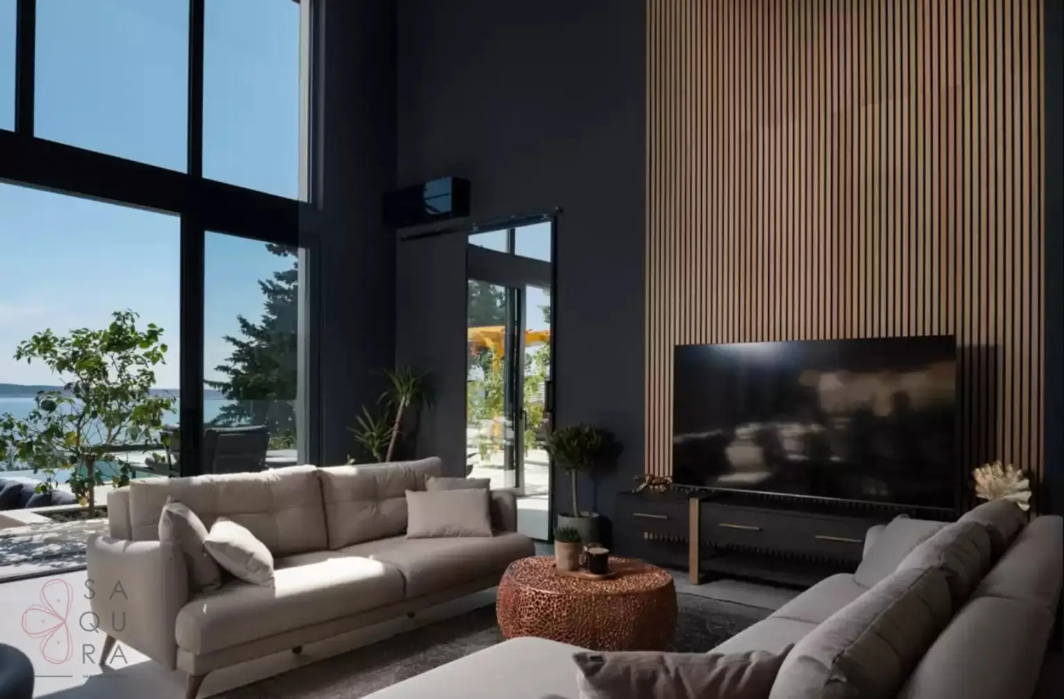 Exklusivität direkt am Meer – Moderne Luxusvilla bei Zadar mit 6 Suiten & Investmentpotenzial