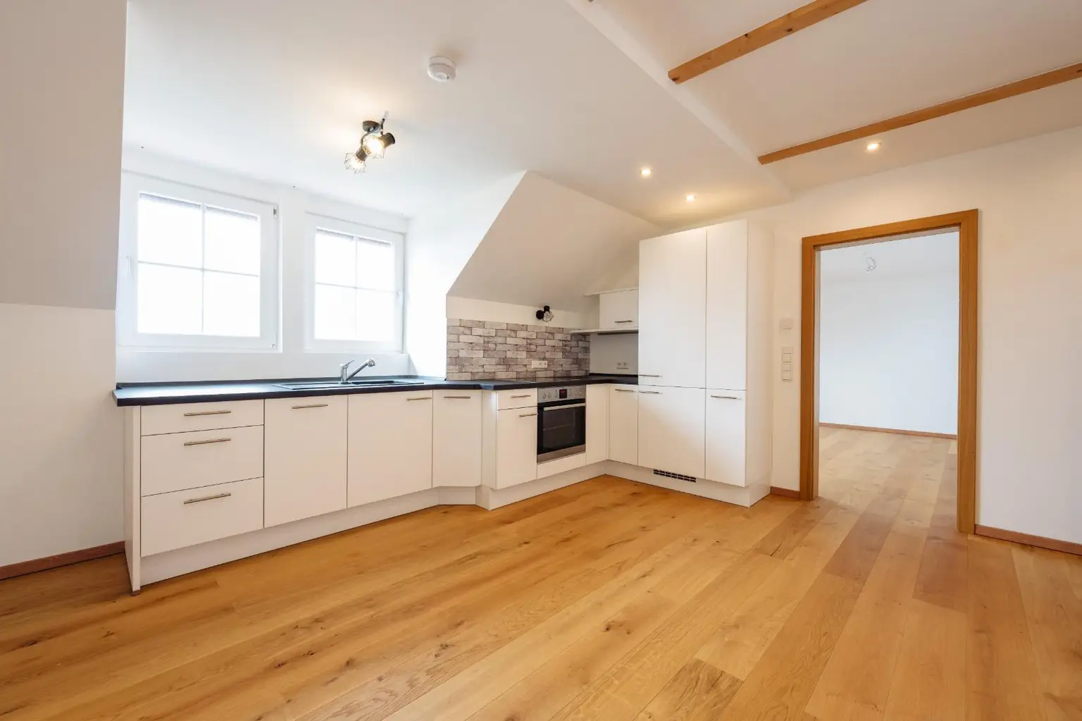 Schöne Anlegerwohnung mit Balkon in traumhafter Berglage auf der Koralpe