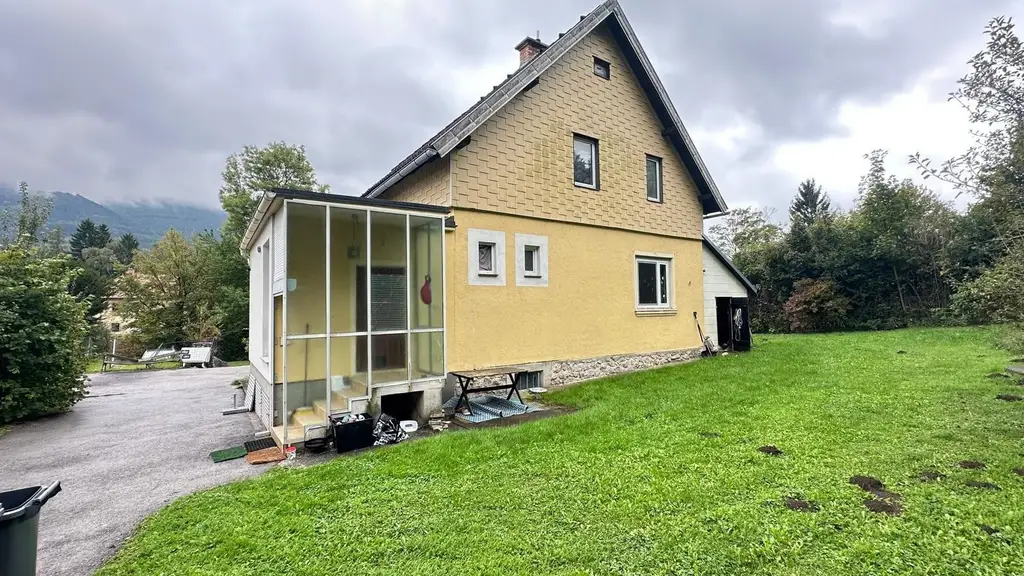 "Charmantes Einfamilienhaus mit idylischem Garten!"