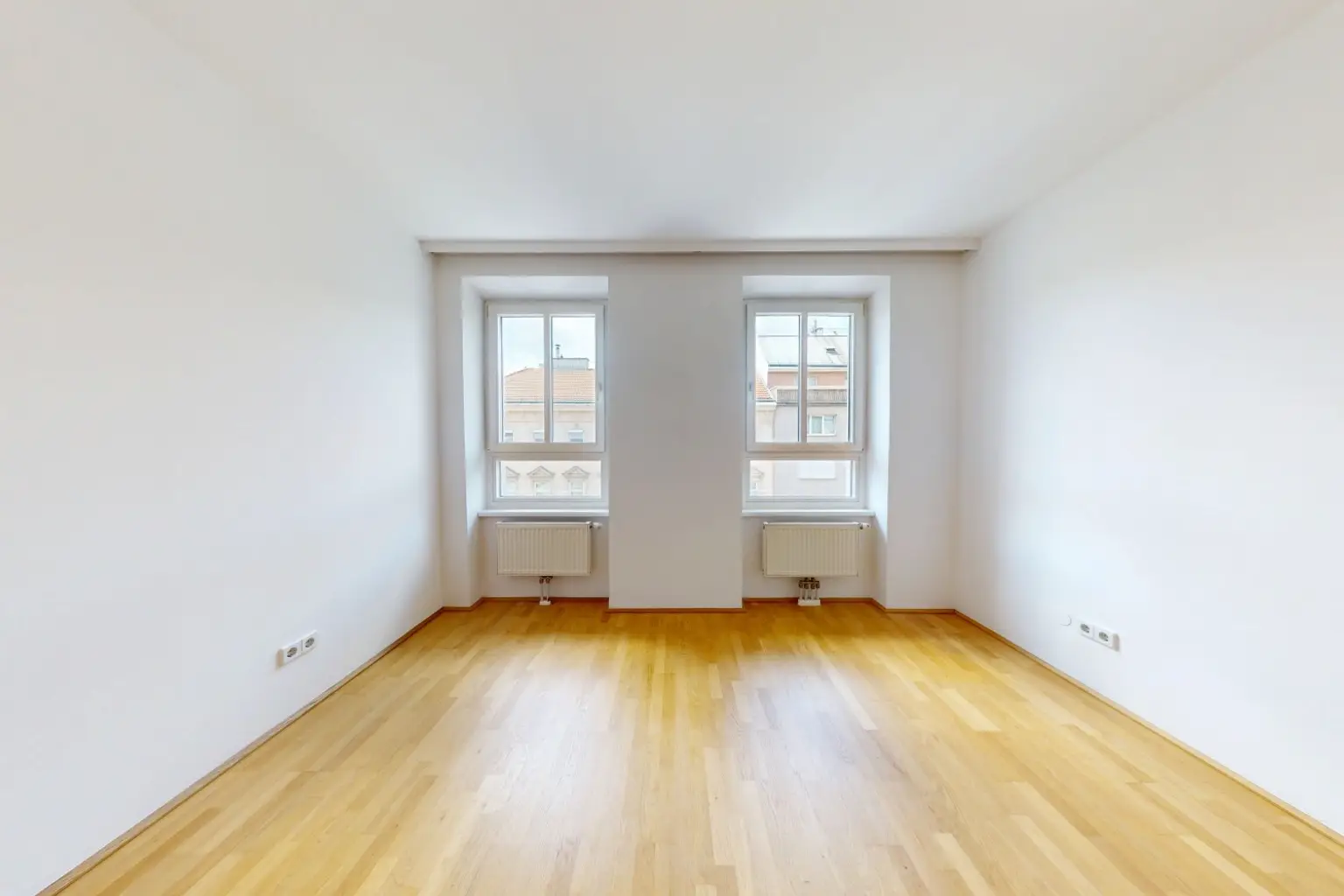Historischer Charme trifft moderne Wohnqualität – 
3-Zimmer-Wohnung mit Innenhof-Terrasse