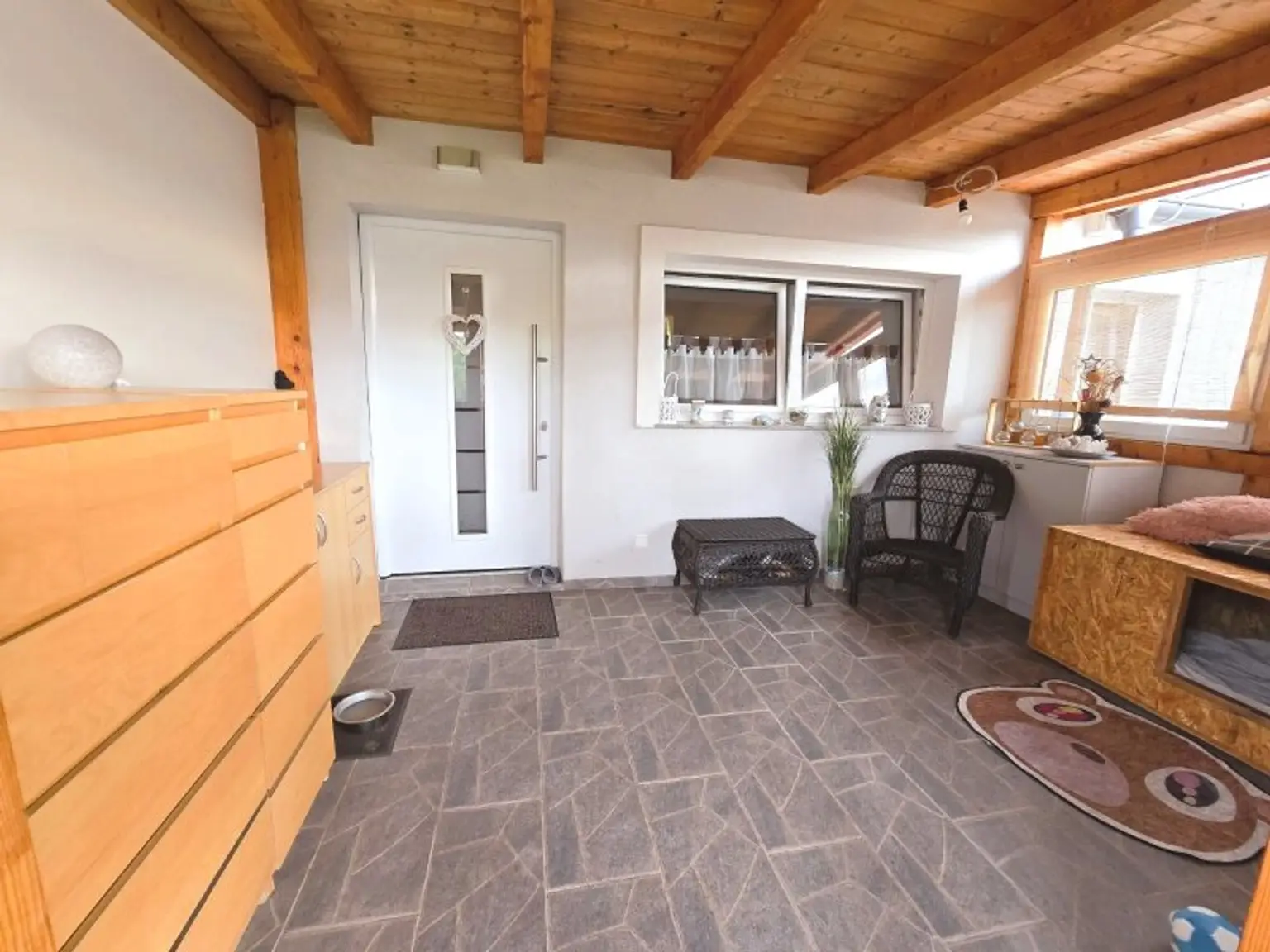 Charmantes Einfamilienhaus 125m² wohnfl. mit 791m²  Garten und überdachte Terrasse und Kaminanschluss in Leobersdorf – S-Bahn in der Nähe!