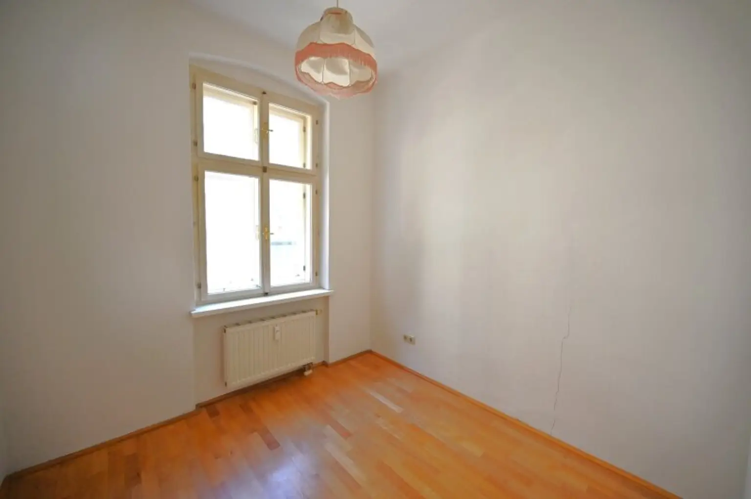 Klein UND Fein - Gemütliche 3-Zimmer-Wohnung mit neuer Einbauküche ab Mitte November!