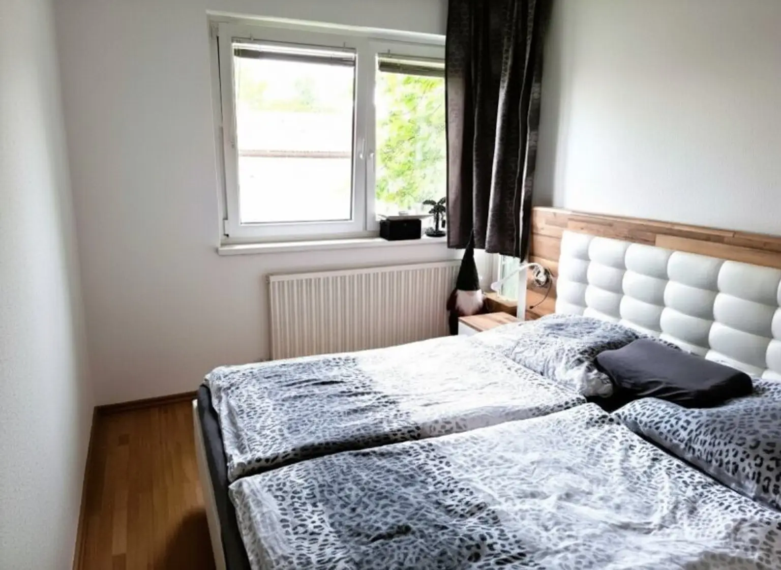 GEMÜTLICHE und HELLE  4 Zimmer-WOHNUNG - LOGGIA -LIFT