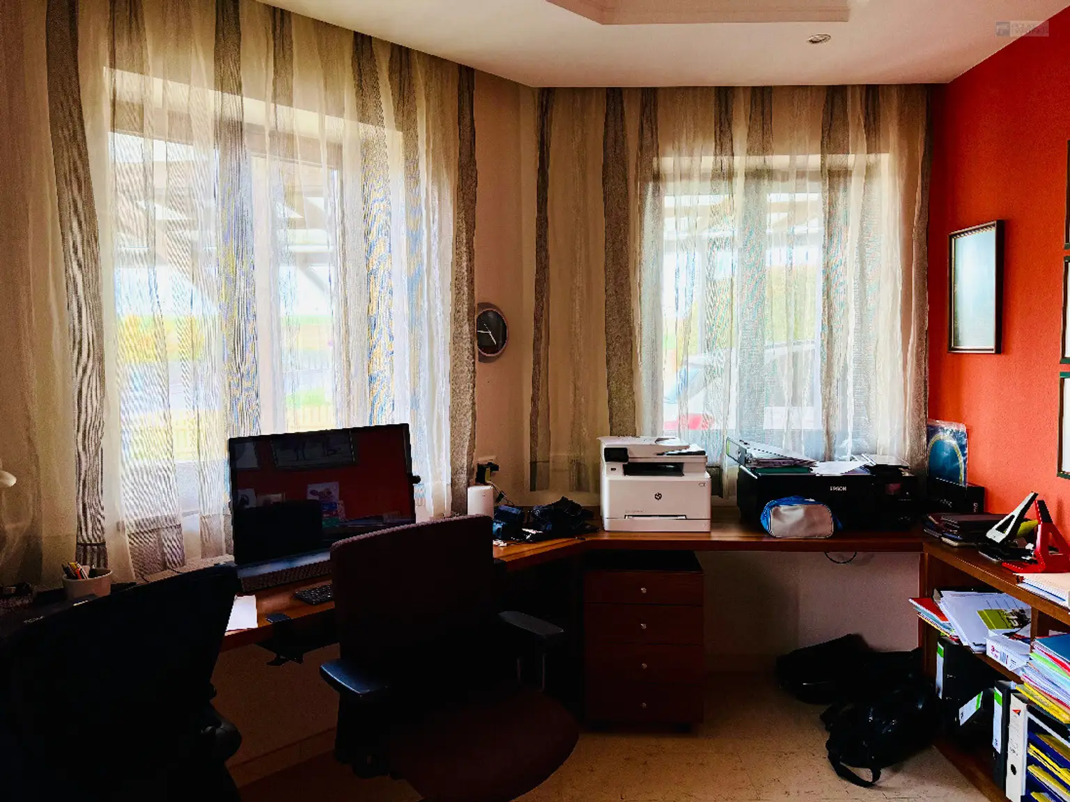 GARTENPARADIES   -  9.000 M² - 
LANDHAUS IN PARKLANDSCHAFT  
NUR 30 MINUTEN VON WIEN