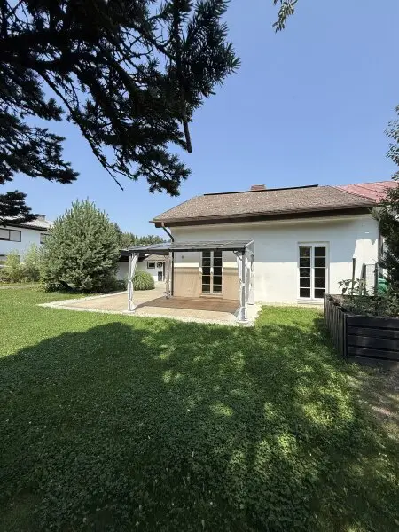 Doppelhaushälfte mit Garten-schönes Miethaus!