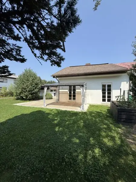 Doppelhaushälfte mit Garten-schönes Miethaus!