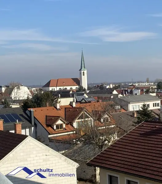 Attraktive 3-Zimmer-Dachgeschosswohnung im Zentrum von Guntramsdorf zu mieten! Überdachter Parkplatz inklusive!