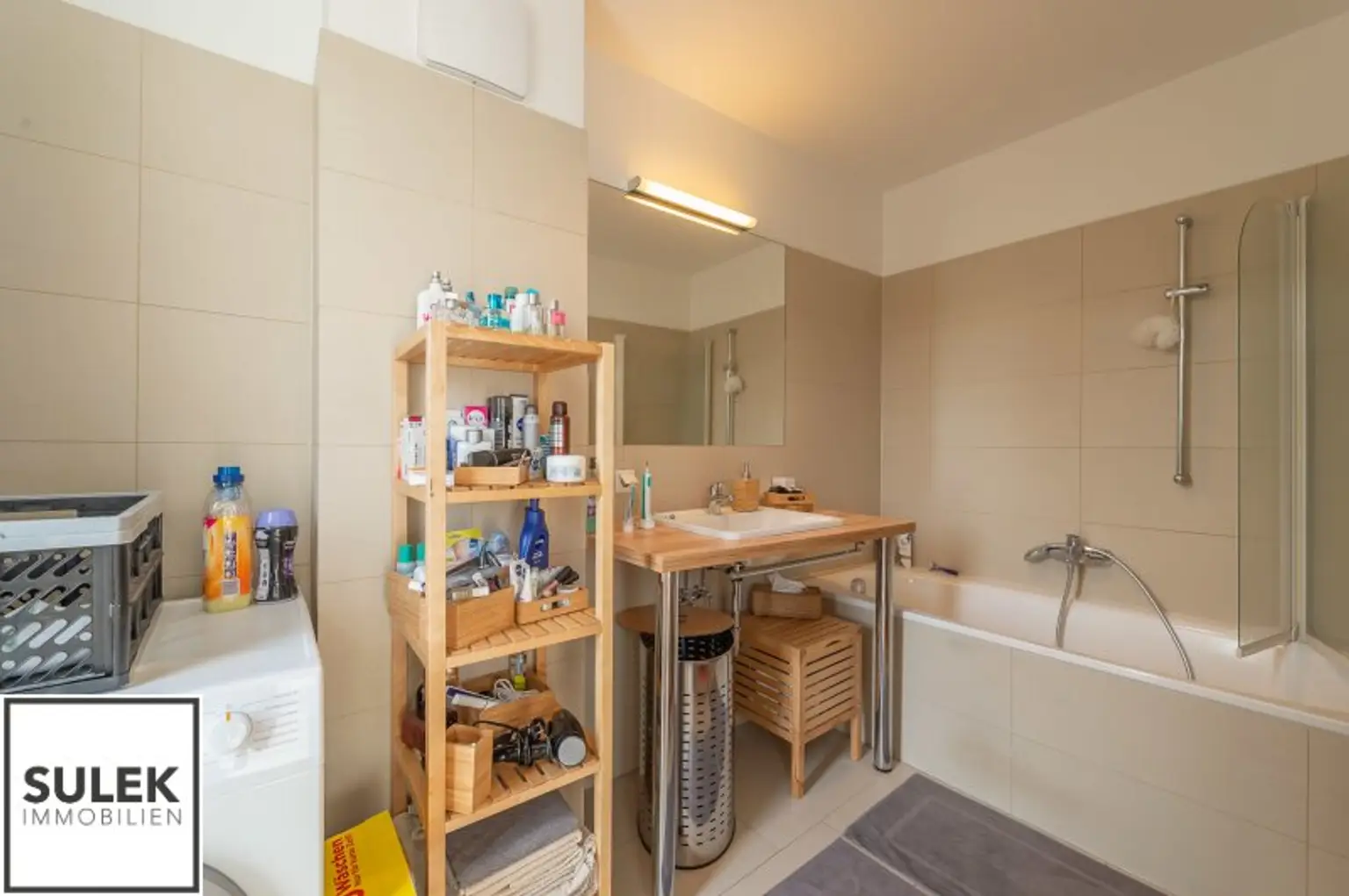 Neubau: gut geschnittene 2-Zimmer Wohnung vis á vis dem Währinger Schubertpark
