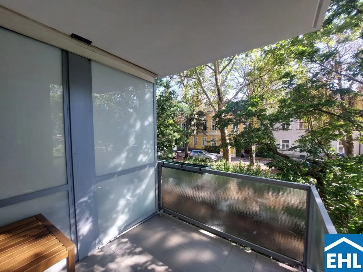 Schöne 3-Zimmer-Wohnung mit Balkon und optimaler Verkehrsanbindung