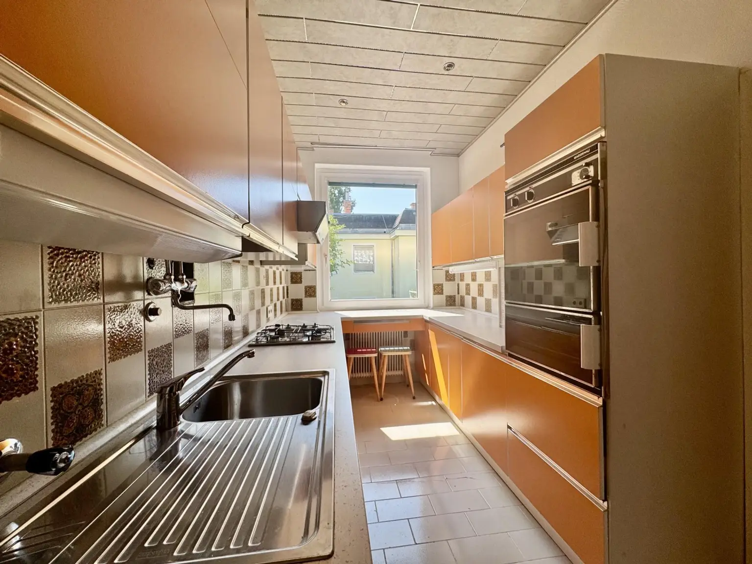 85m² in Mauer – 75m² Privat-Terrasse, 16m² Balkon & Tiefgarage!