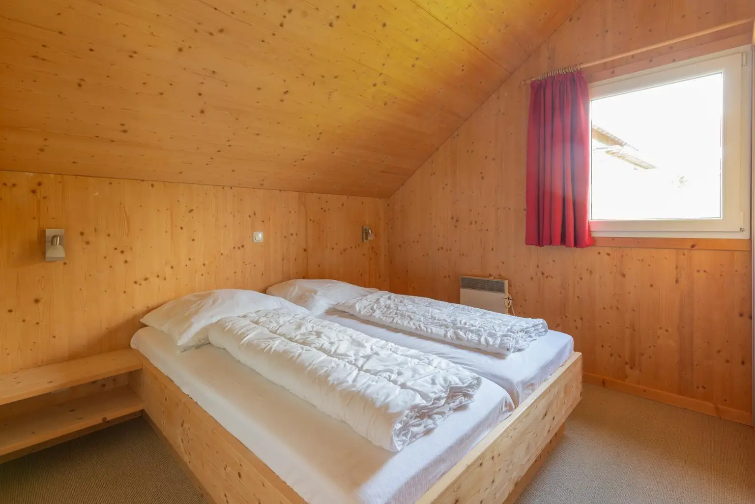 Schlafzimmer 4