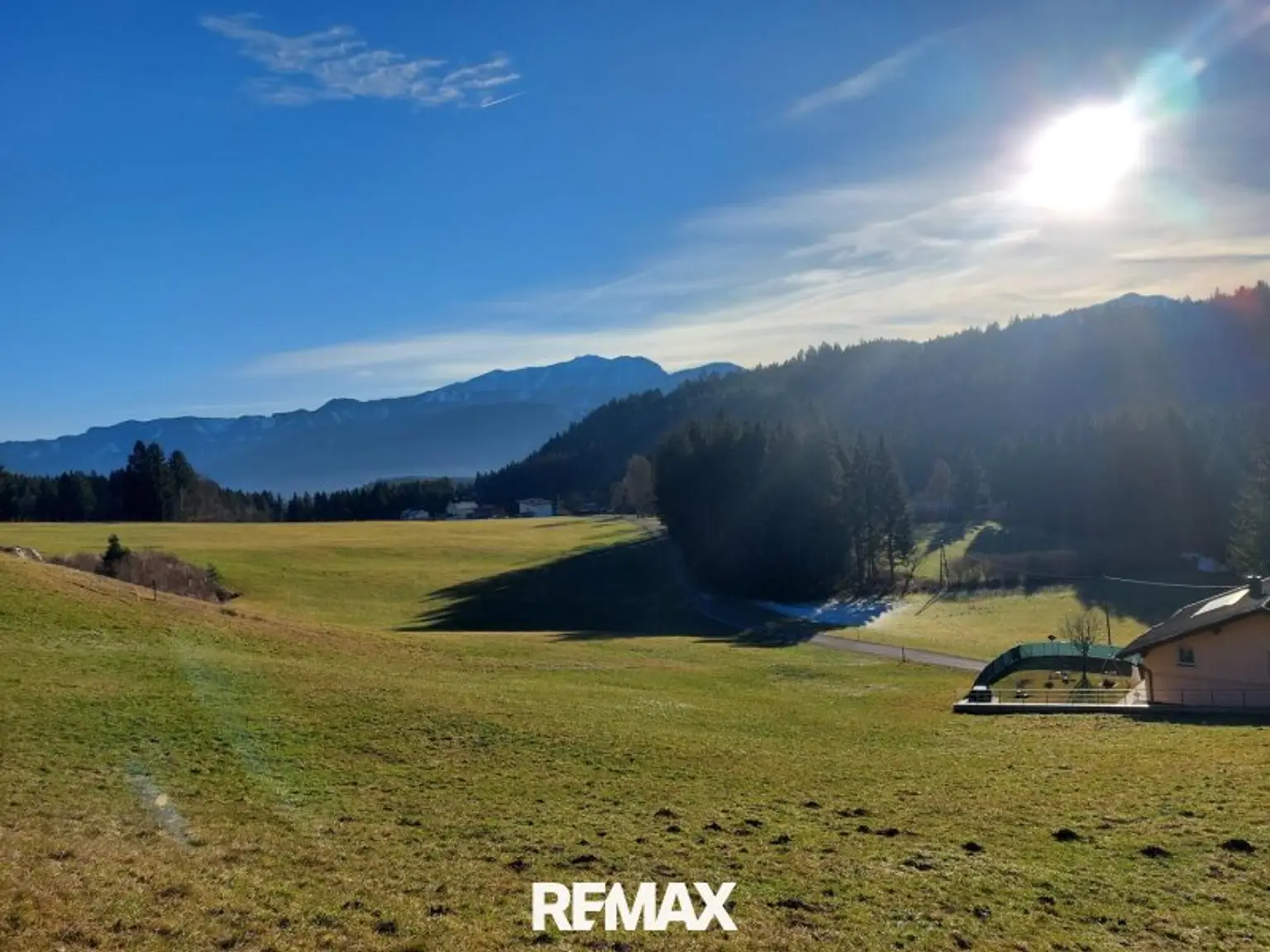 Bergpanorama mit Dobratsch