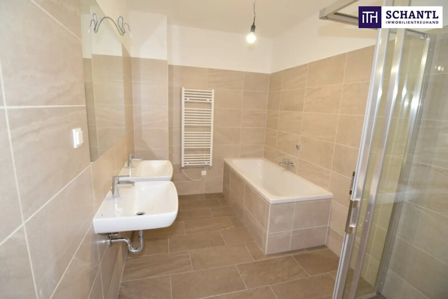 "DER MARKHOF" - Perfekt geplante Familienwohnung mit vier Zimmer und herrlicher Süd-Loggia!