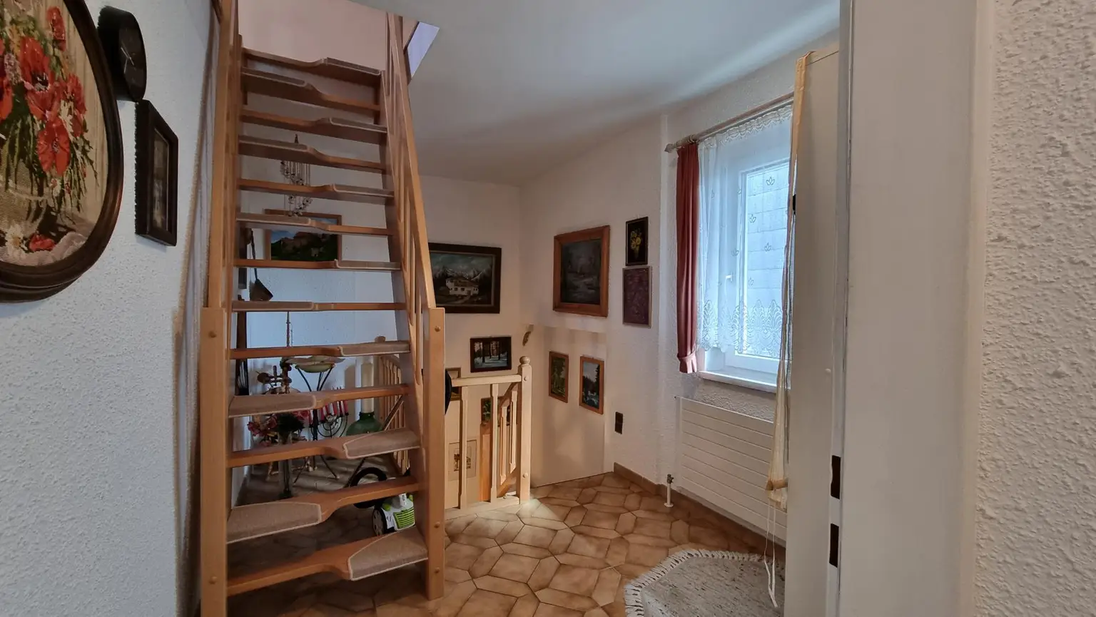 Gepflegtes Einfamilienhaus mit Pool und Garten in St. Georgen