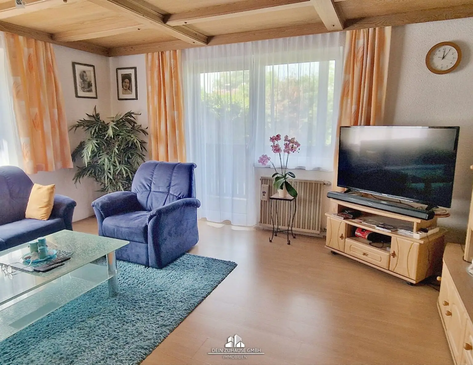 DEIN ZUHAUSE präsentiert: Wohngebäude in Vöcklamarkt als Investment