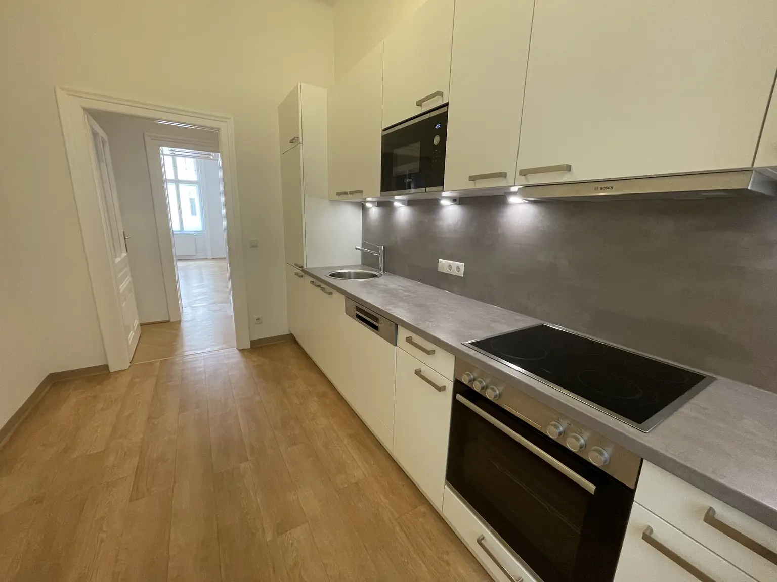 Charmante 4-Zimmer-Altbauwohnung in ruhiger Straße nahe Belvedere