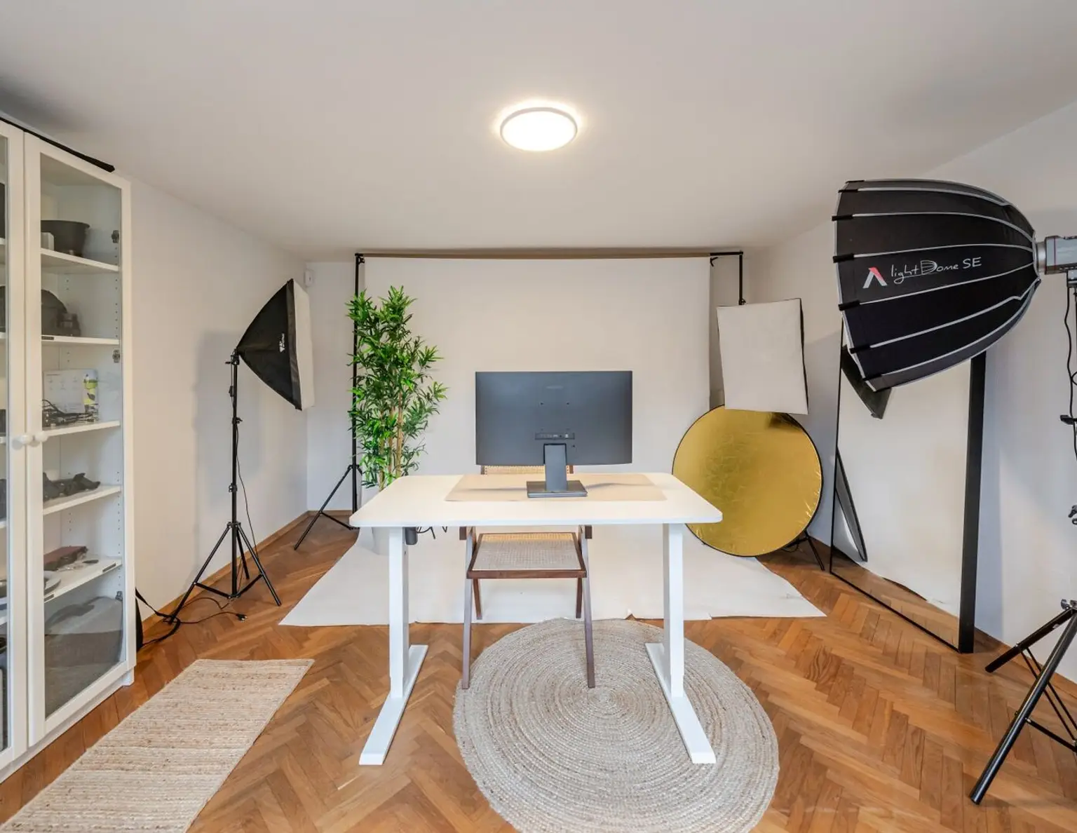 Großes Haus in Ruhelage mit Garten, Balkonen und Garage in Graz Ragnitz