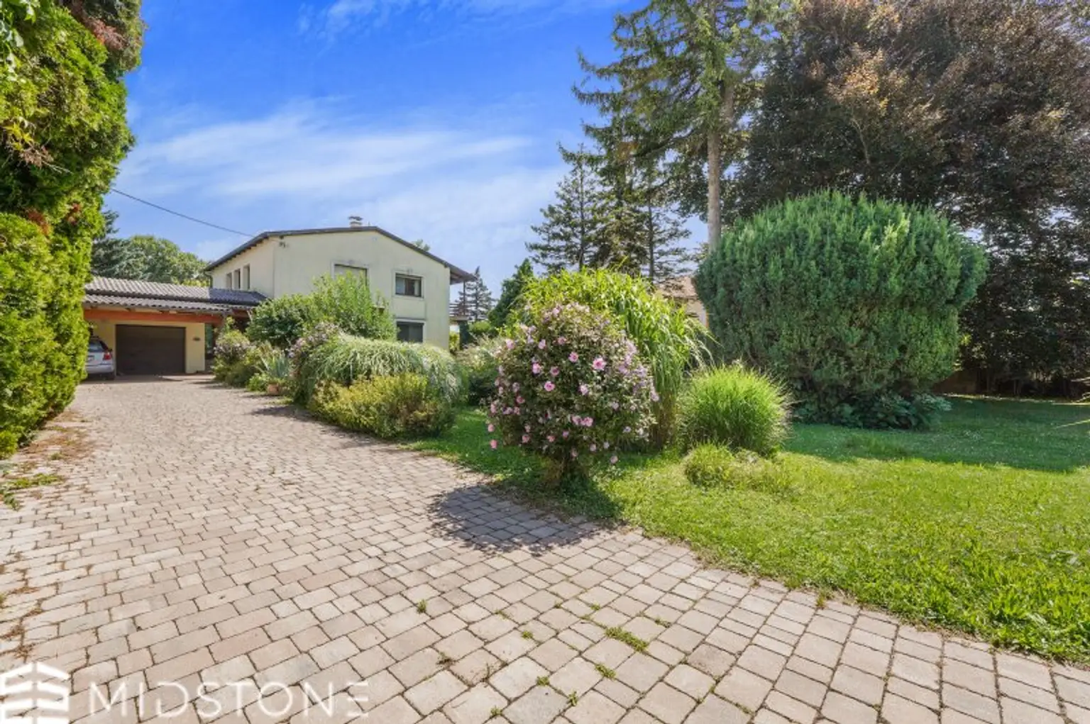 *Naturparadies in Orth an der Donau* Einfamilienhaus mit viel Potenzial und wunderschönem Garten