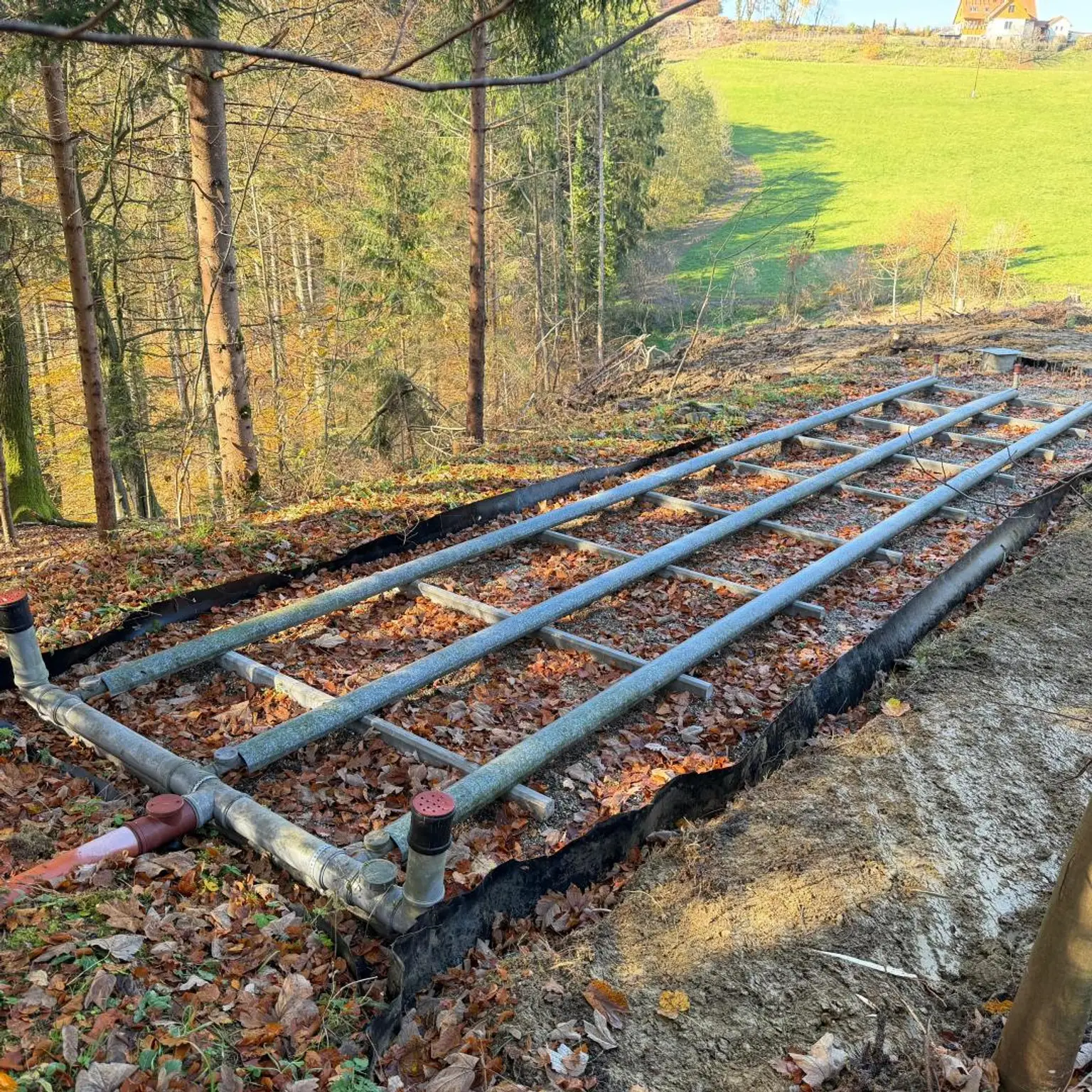 Wohnen in Aussichtslage mitten in der Natur auf  8 Ha. Grund, ehemalige Hofstelle!
