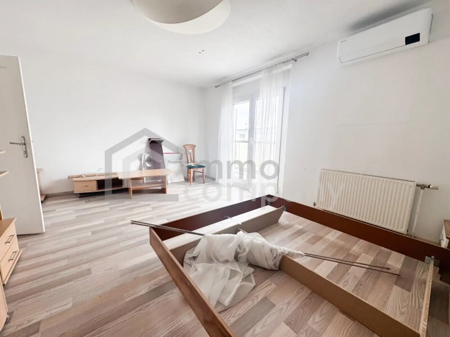 TRAUMHAFTE DACHGESCHOSSWOHNUNG mit zwei Balkonen in Baden!