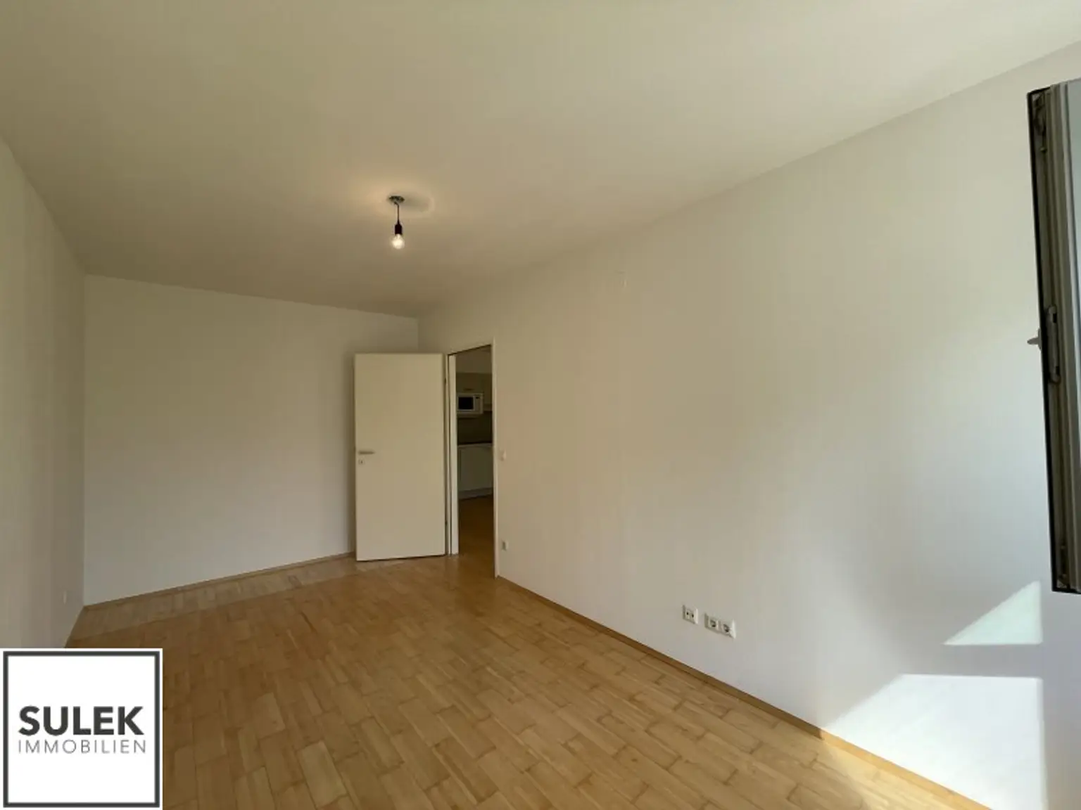 Hofseitige 2-Zimmer Neubauwohnung (50m²) nähe U6 Burggasse // ab 1.1.2025 verfügbar!