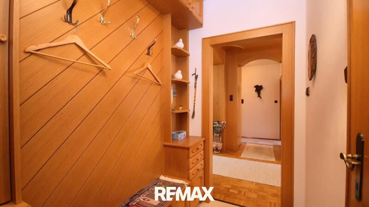 Vorraum/Garderobe