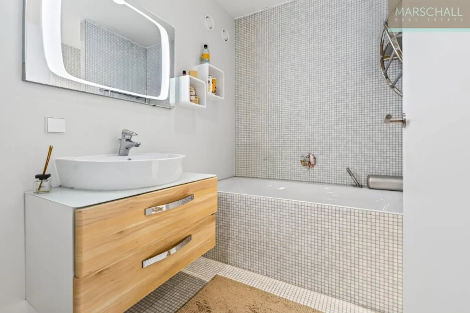 Badezimmer 2