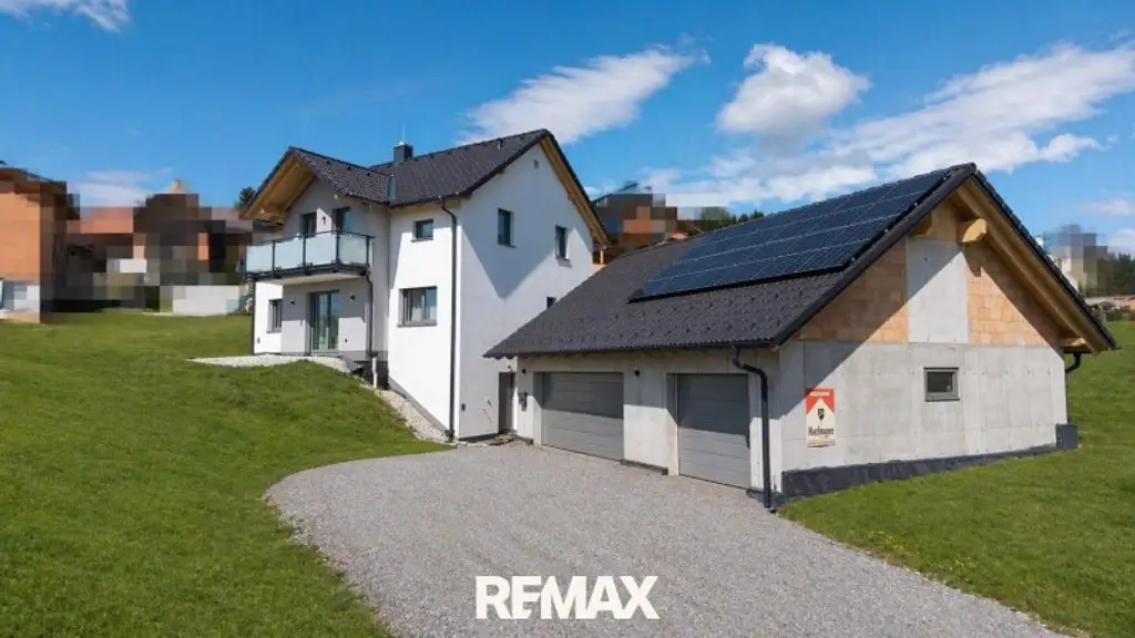Modernes Niedrigenergie-Einfamilienhaus mit Garten und sonniger Terrasse – ideal für Familien!