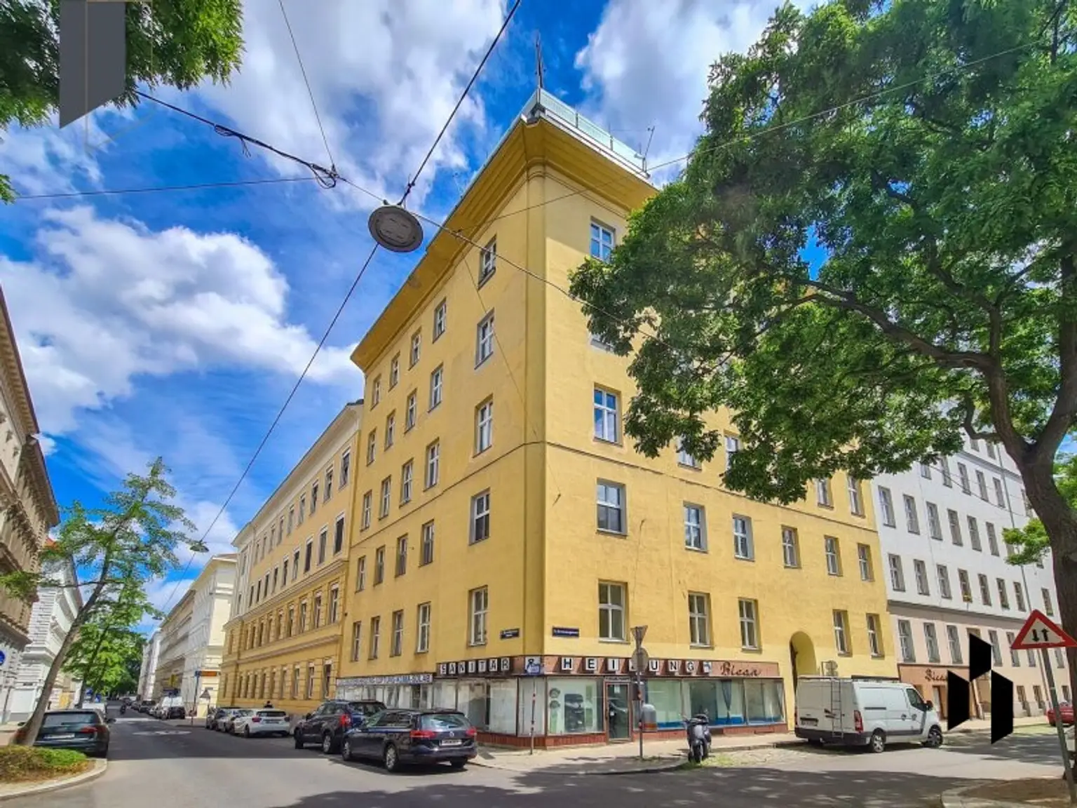 2 in 1! Geschäftsfläche + Wohnung nähe U3 Rochusmarkt! Sanierungsbedürftig!