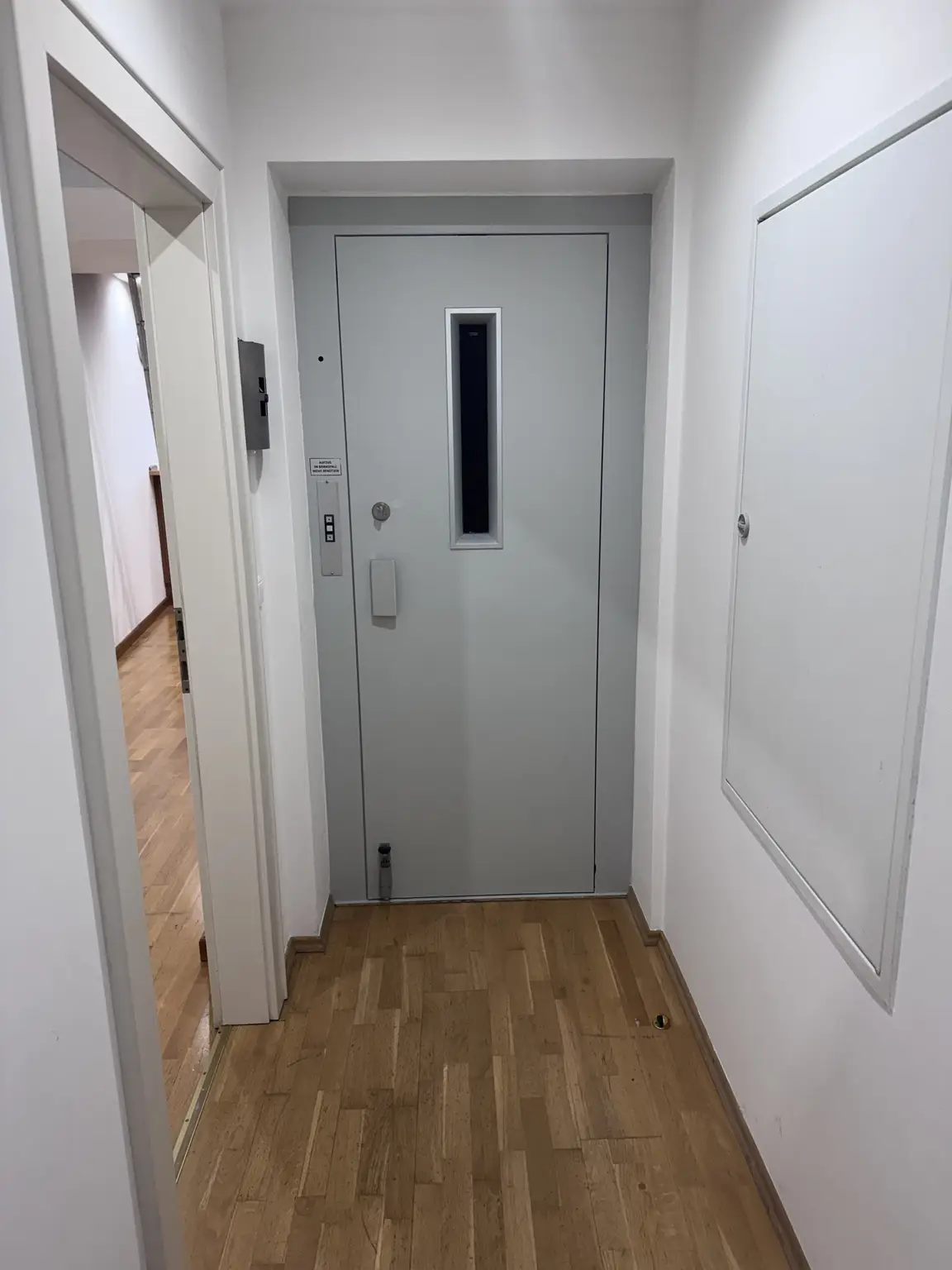 Exklusive Dachgeschosswohnung, großzügige Loggia und flexibler Ausbaufläche in bester Lage von Spittal an der Drau – Komfortables Wohnen mit moderner Ausstattung!